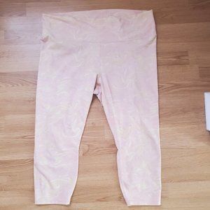 Fabletics Activewear capris